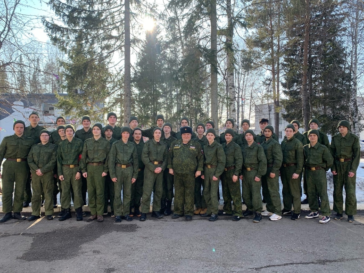 В Финансово-экономическом колледже прошли военные сборы для юношей 2-го  курса » ФЭК.РФ | Финансово-экономический колледж